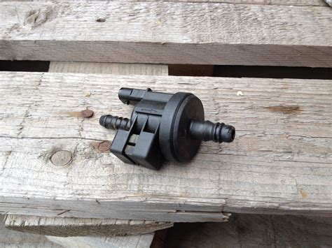 Клапан продувки абсорбера — Ford Mondeo IV, 2 л, 2011 года | запчасти ...