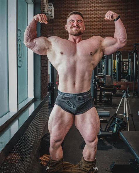 Tyler Toth Stretchmarkedmuscle On Tumblr