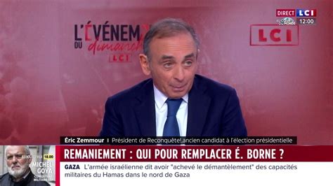 À chaque fois qu Emmanuel Macron est en difficulté il remanie le