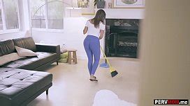 CURVY LATINA Ex Girlfriend Spreads Her BIG ASS Before Becoming My STEPMOM Nika Venom XNXX