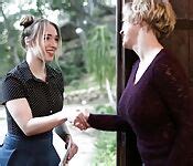 Teen Babe Facesitting Lesbian Sugarmom Porn300