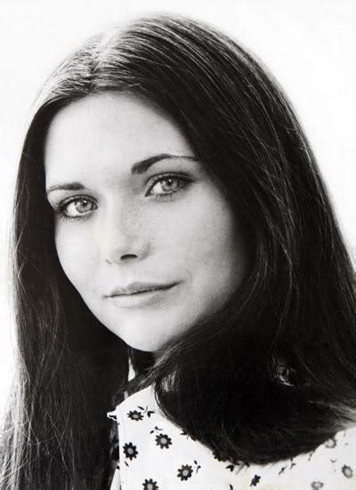 7 Hot Sexy Candace Glendenning Bikini Pics