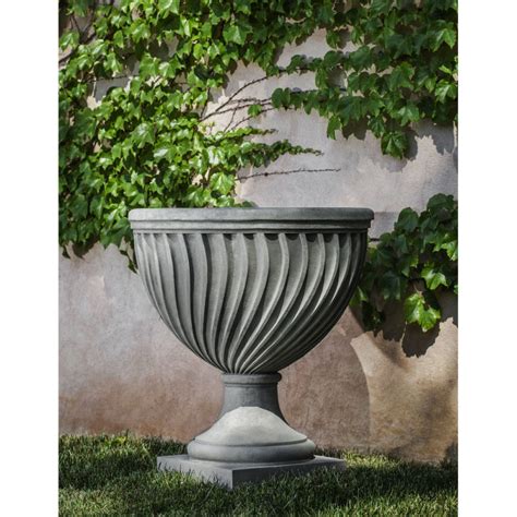 Montgomery Urn Classic Outdoor Planters Kinsey Garden Decor