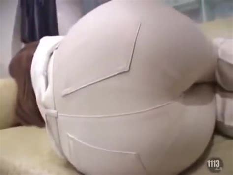 Asian MILF Farts In Beige Pants ThisVid