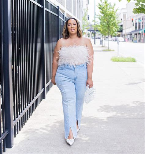 Как выбрать джинсы для фигуры типа Груша: 5 простых советов