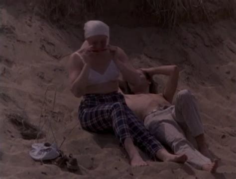 Naked Tatyana Vasilyeva In Uvidet Parizh I Umeret