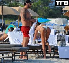 BONNIE MUELLER Nude AZNude