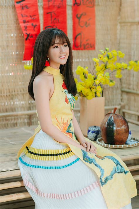 Hot Girl Reuters Di N Trang Ph C C Ch T N M I L N Xu N B O D N Tr