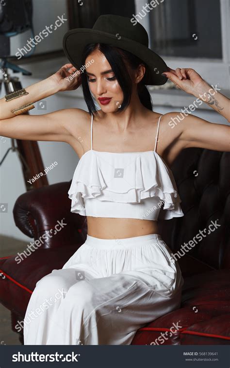Beautiful Sexy Woman Fashion Model Brunette Stock Photo 568139641 Shutterstock