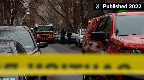 Philadelphia House Fire Leaves 12 Dead, Including 8 Children - The New