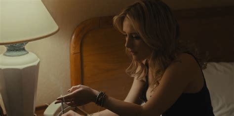 Nude Video Celebs Addison Timlin Nude Sleeping In Plastic All Roads To Pearla