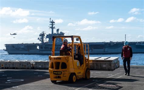 DVIDS Images USS Carl Vinson CVN 70 Conducts Ammo Transfer Image