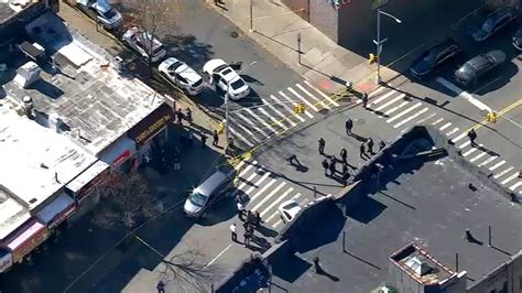 Nyc Crime Man Killed By Gunfire In Bronx As Police Fire Shots Abc7 New York