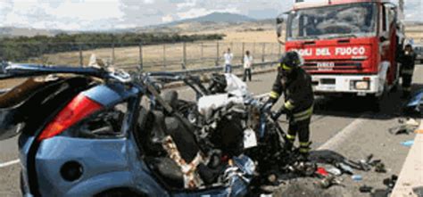 Tragedia Sulle Strade Un Intera Famiglia Muore In Un Incidente La Stampa