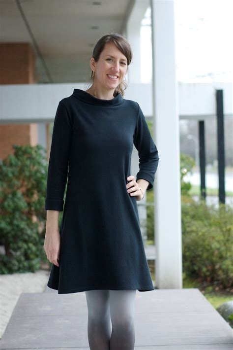 20 Stylish Funnel Neck Dress Outfit Ideas For Women To Try Instaloverz