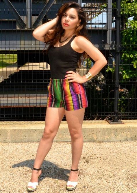 Ghim của Stephan trên Latina Women