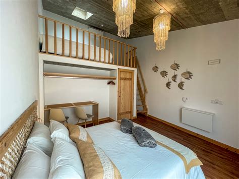 Rooms - Santa Cruz Dive House