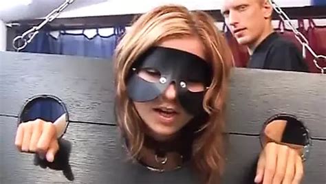 Sch Nes Deutsches Sch Tzchen Trinkt Sperma Nach Hardcore Bdsm Fick Xhamster