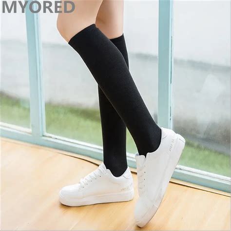 Candy Colored Stripes Cotton Sexy Womens Long Socks Style Street Dancing Knee Sock Best