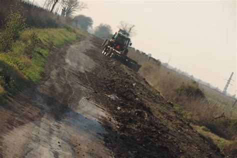 Mantenimiento De Caminos Rurales FM Spacio 98 1 Franck Santa Fe