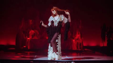 Florence The Machine Publica El Disco En Directo Dance Fever Live