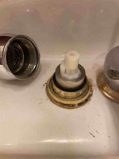 how to change out a bathroom faucet