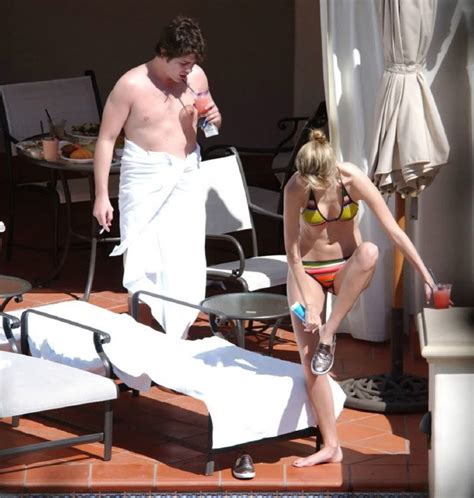 Mischa Barton Oc Star Nude Tits And Nipples Porn Pictures Xxx Photos Sex Images Pictoa