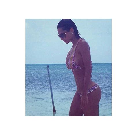 Naked Geraldine Pinzon Added By Pepelepu