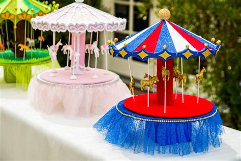 How To - Home & Family: DIY Carousel