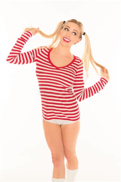 Sexy De Damesslipjesborrels Van Het Blonde Rode En Witte Overhemd Stock Foto Image Of