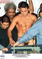 Oscar De La Hoya Nude Page LPSG