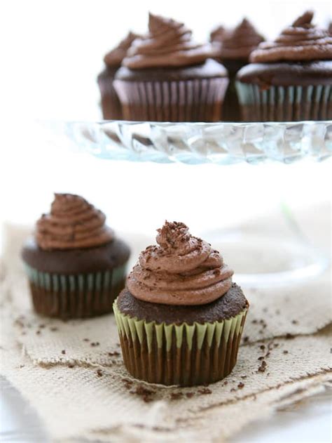 Eclectic Recipes • Caramel Filled Chocolate Cupcakes with Chocolate ...