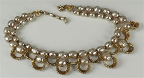 Lot 733: Miriam Haskell Pearl and Rhinestone Necklace | Case Auctions