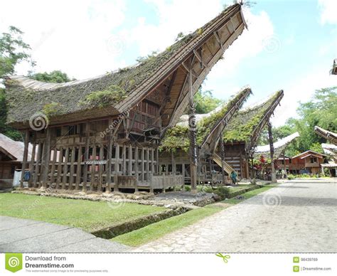 Detail Rumah Adat Toraja Koleksi Nomer 28