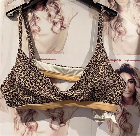 Katie Price Flogs Used Bras For Just After Showing Off Biggest Boob Job Yet Daily Star