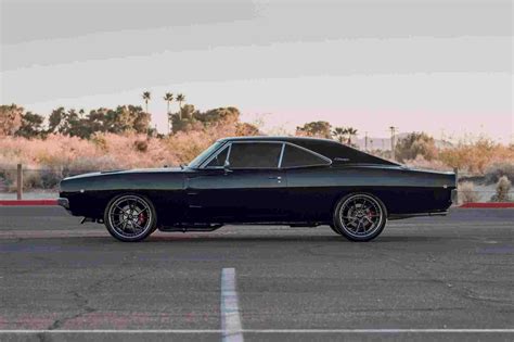 This Gorgeous 1968 Dodge Charger Restomod Has Modern Hemi Power And Classic Good Looks Car Lab