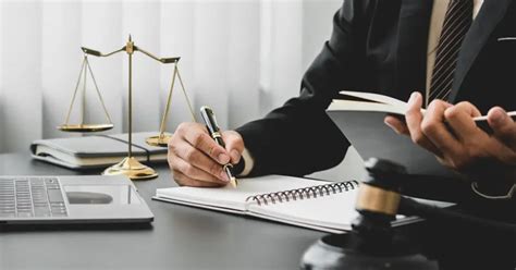 Advogado Trabalhista O Que Faz - O que faz um advogado trabalhista? Veja como se tornar um