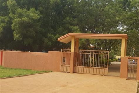 Halcyon High Schoolsoroti