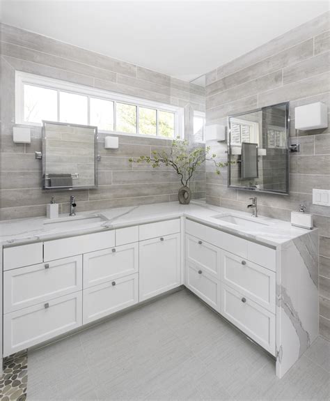 Cozy Master Bathrooms | Nautilus Architects