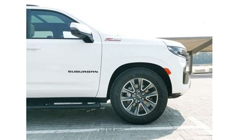 Used Chevrolet Suburban Chevrolet Z71 Suburban - 2023- White 2023 for sale in Sharjah - 668054