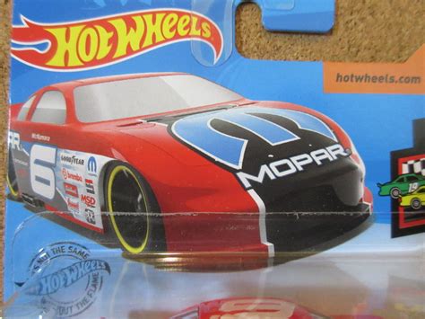 Yahoo オークション Hot Wheels DODGE CHARGER STOCK CAR HW Race Da
