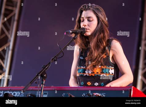 Hot Sexy Julia Holter Bikini Pics