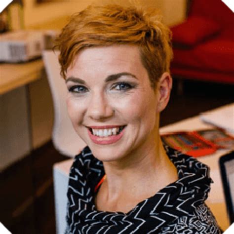 mariann bencze employer branding manager adverity xing