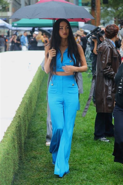 Megan Fox Walked Down The Street In Lingerie Photos The Fappening