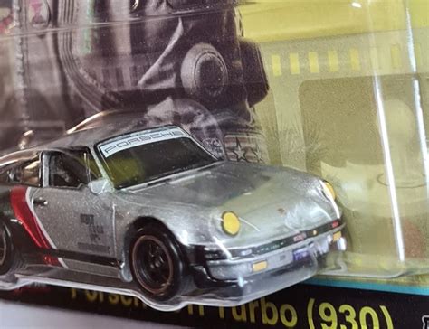 Hot Wheels Premium Porsche Turbo Cyberpunk Retro Entertainment Eur Picclick It