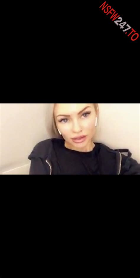 Layna Boo Quick Pussy Play In Airplane Snapchat Premium Xxx Porn Videos