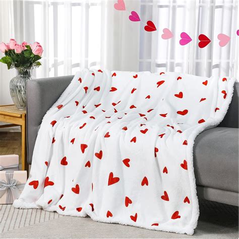 Amazon Buryeah 50 X 60 Inches Valentine S Day Hearts Throw Blanket