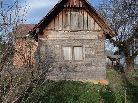 Stara Drvena Kuća Grede Građevinsko Drvo