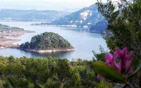 Mashkita Lake Lattakia Syria Lake Village