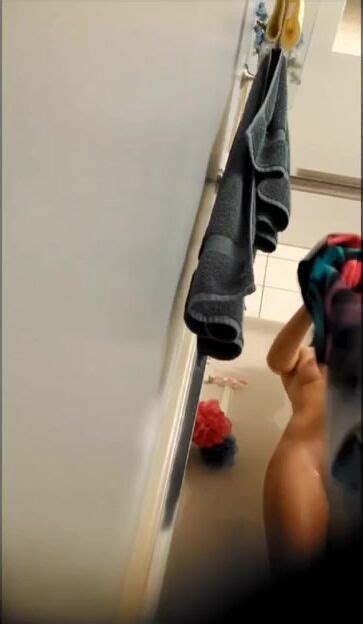 Naked Girl In The Shower CamWhores